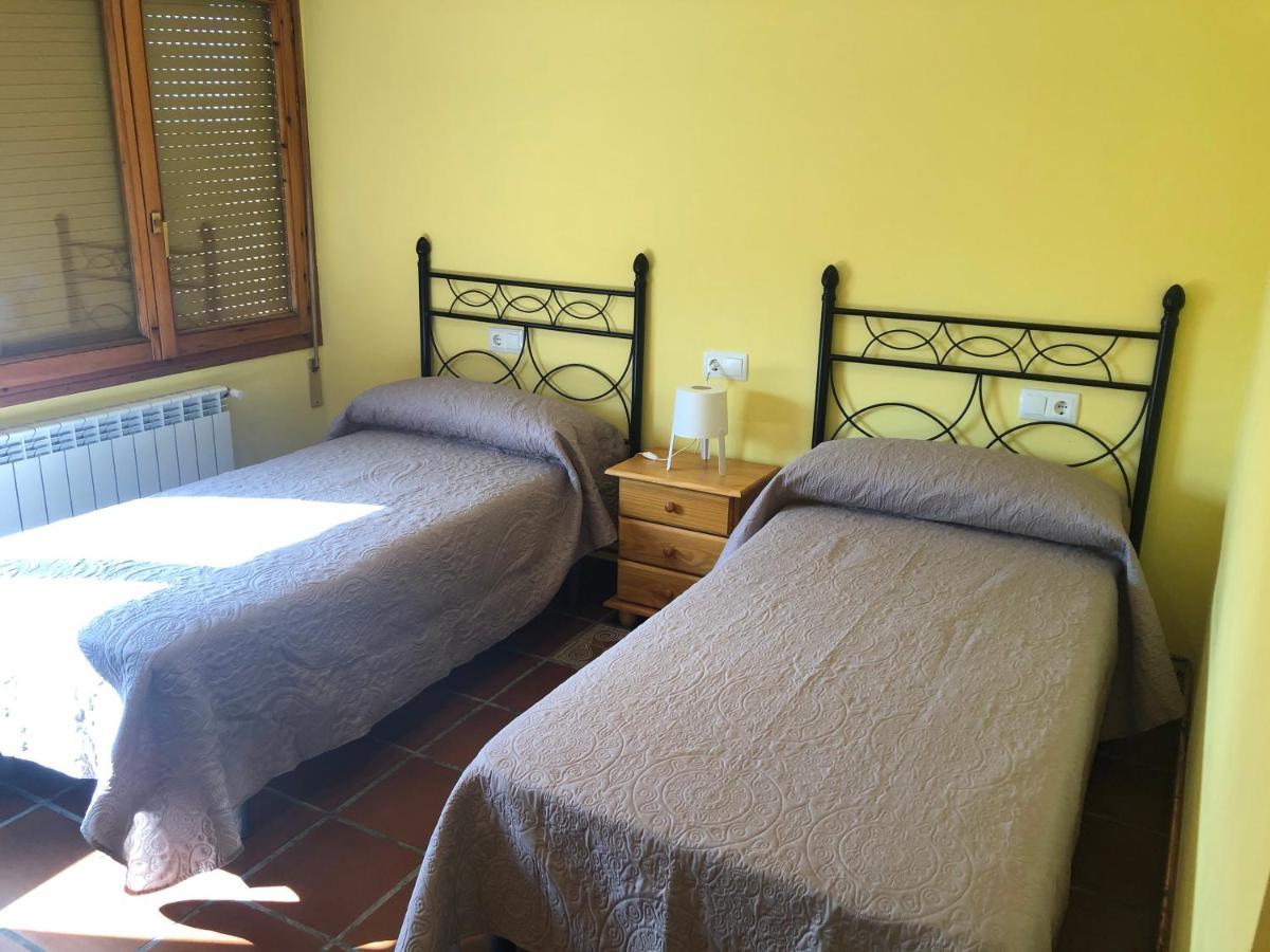 Bar Hostal Torralba De Los Sisones Εξωτερικό φωτογραφία
