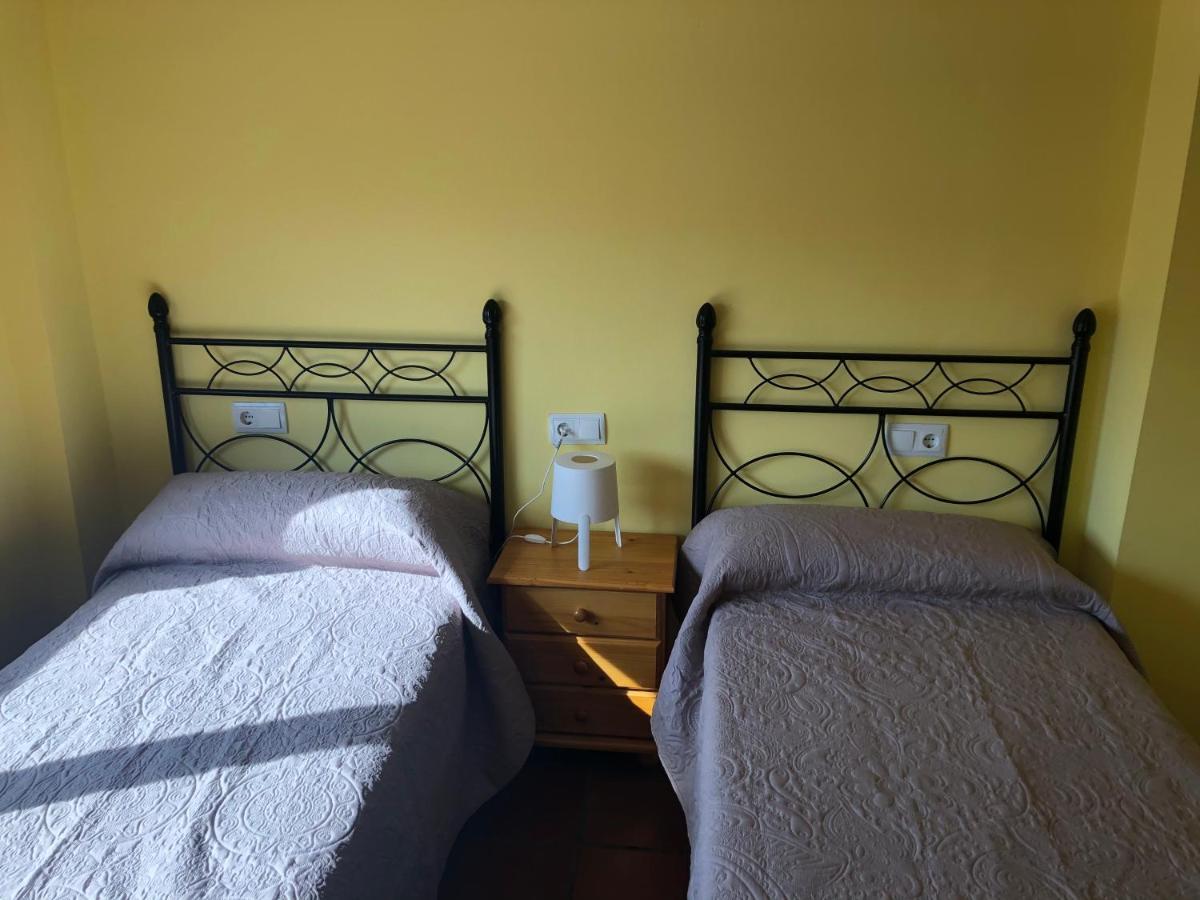 Bar Hostal Torralba De Los Sisones Εξωτερικό φωτογραφία