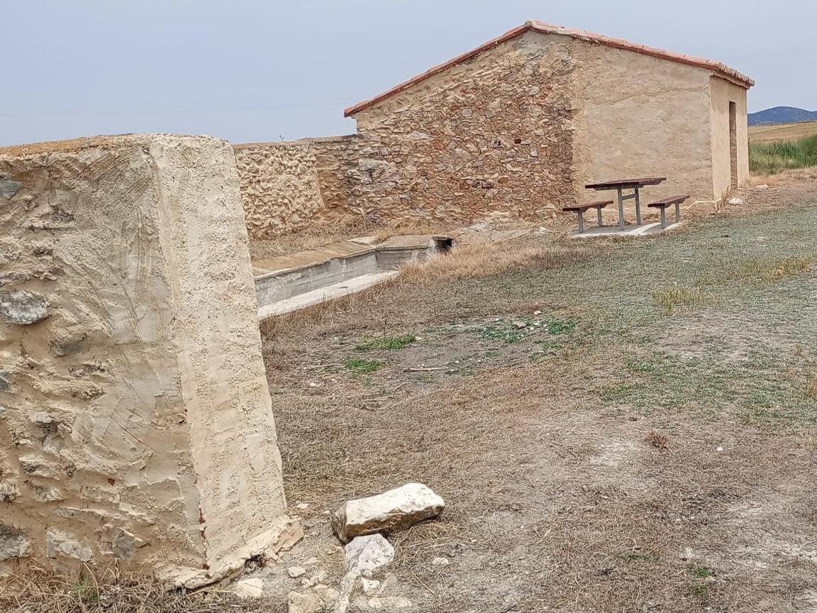 Bar Hostal Torralba De Los Sisones Εξωτερικό φωτογραφία